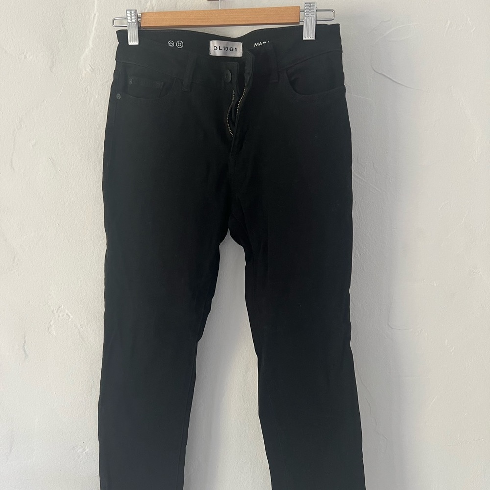 DL 1961 Mara Instasculpt Straight Ankle Black Jeans Mid Rise
